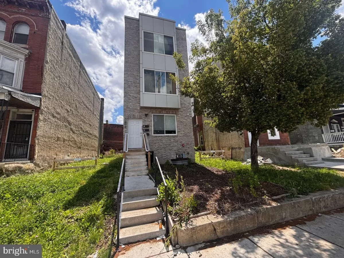 2BR Townhouse for Rent in Philadelphia, PA