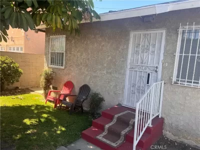 5BR Multi-Family for Sale in Los Angeles, CA