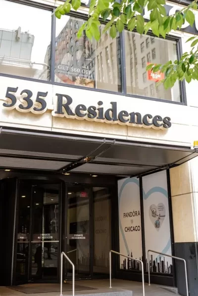 2BR Condo for Sale in Chicago, IL
