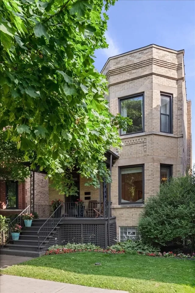 3BR House for Rent in Chicago, IL