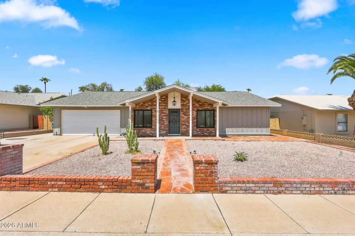 4BR House for Sale in Phoenix, AZ