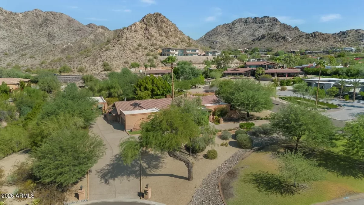 5BR House for Sale in Paradise Valley, AZ