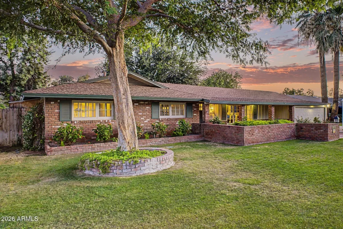 4BR House for Sale in Phoenix, AZ
