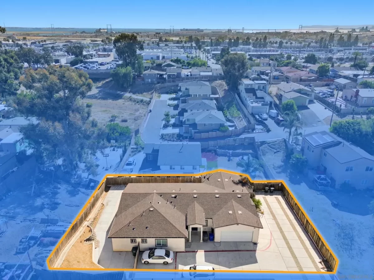 5BR Multi-Family for Sale in National City, CA