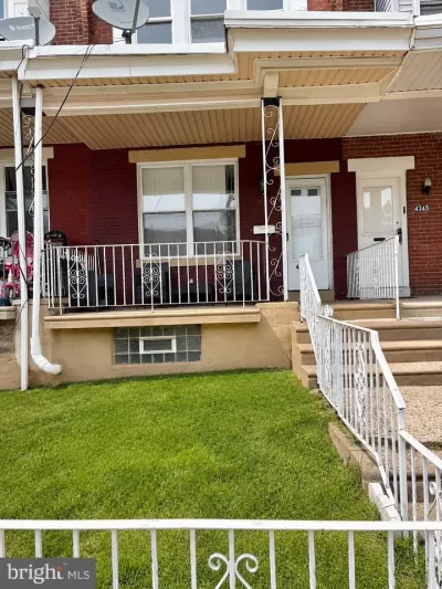 3BR Townhouse for Sale in Philadelphia, PA