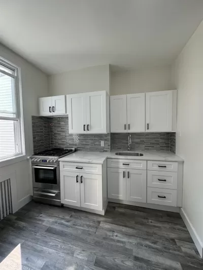 3BR Multi-Family for Rent in West New York, NJ