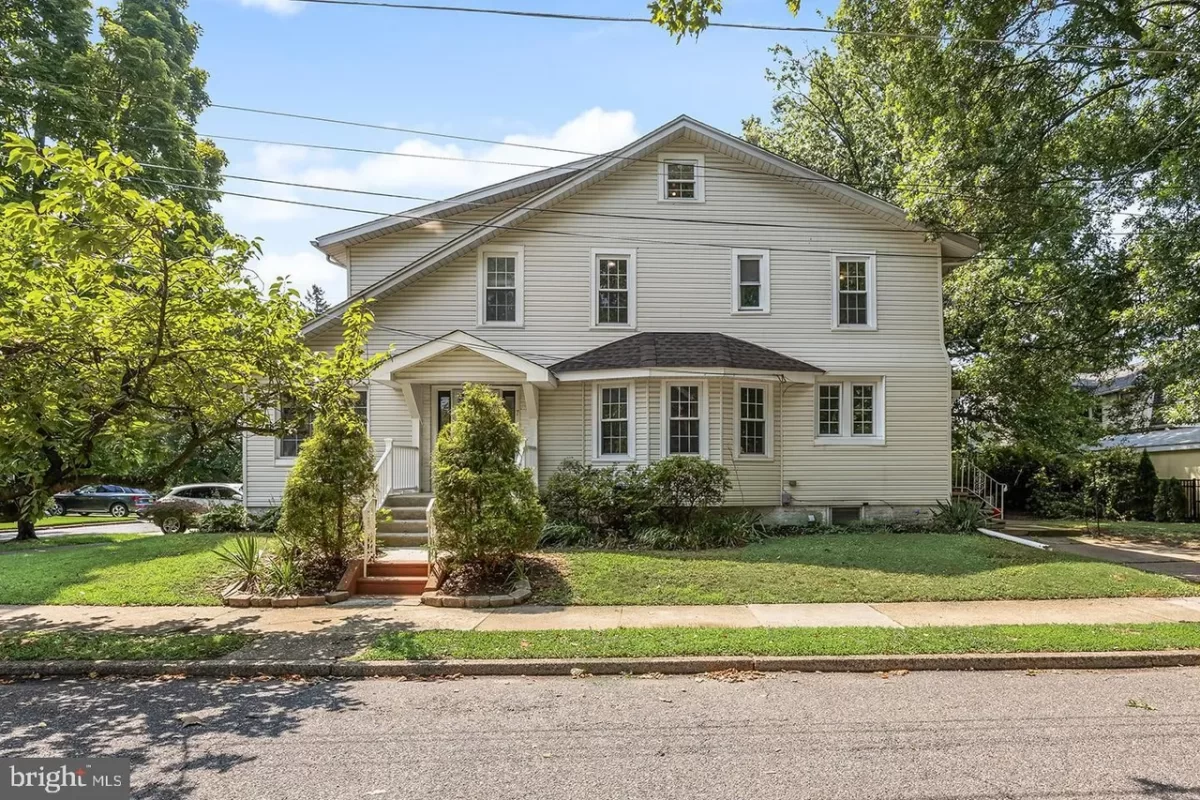 3BR Townhouse for Sale in Collingswood, NJ