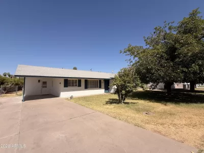 4BR House for Rent in Phoenix, AZ