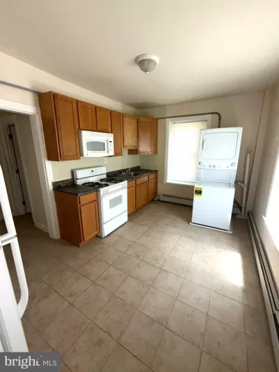1BR Townhouse for Sale in Philadelphia, PA