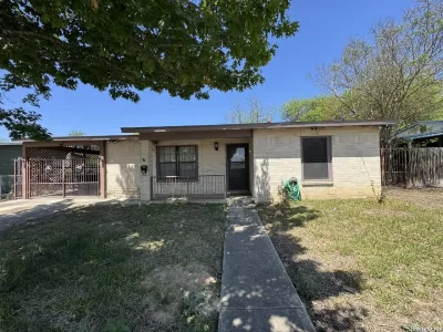 3BR House for Sale in San Antonio, TX