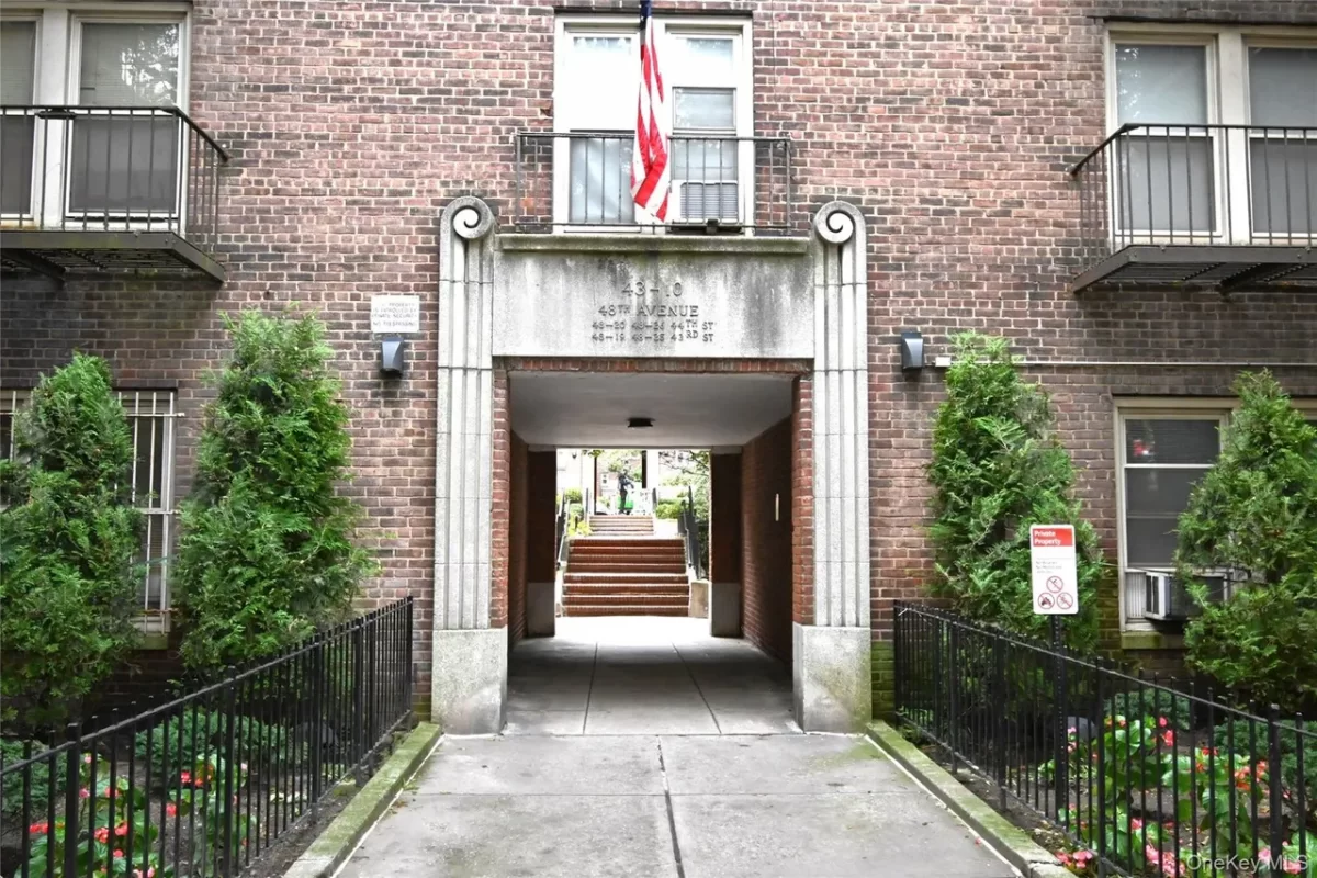 2BR Condo for Sale in Woodside, NY