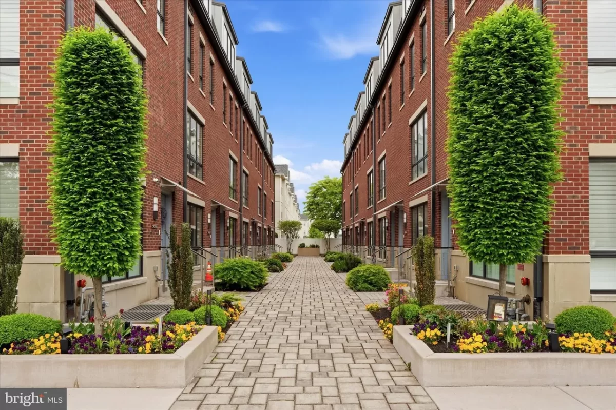 3BR Townhouse for Sale in Philadelphia, PA