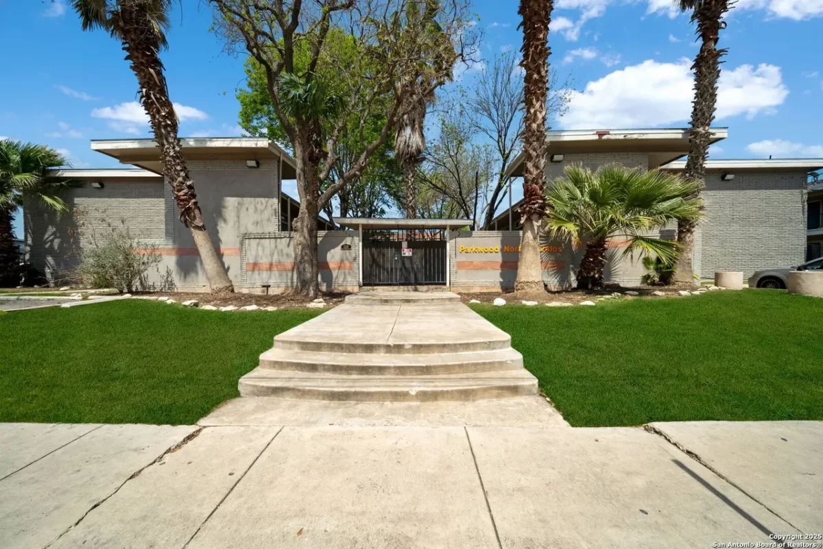 2BR House for Rent in San Antonio, TX