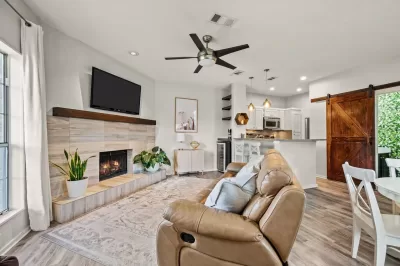 2BR Condo for Sale in Dallas, TX