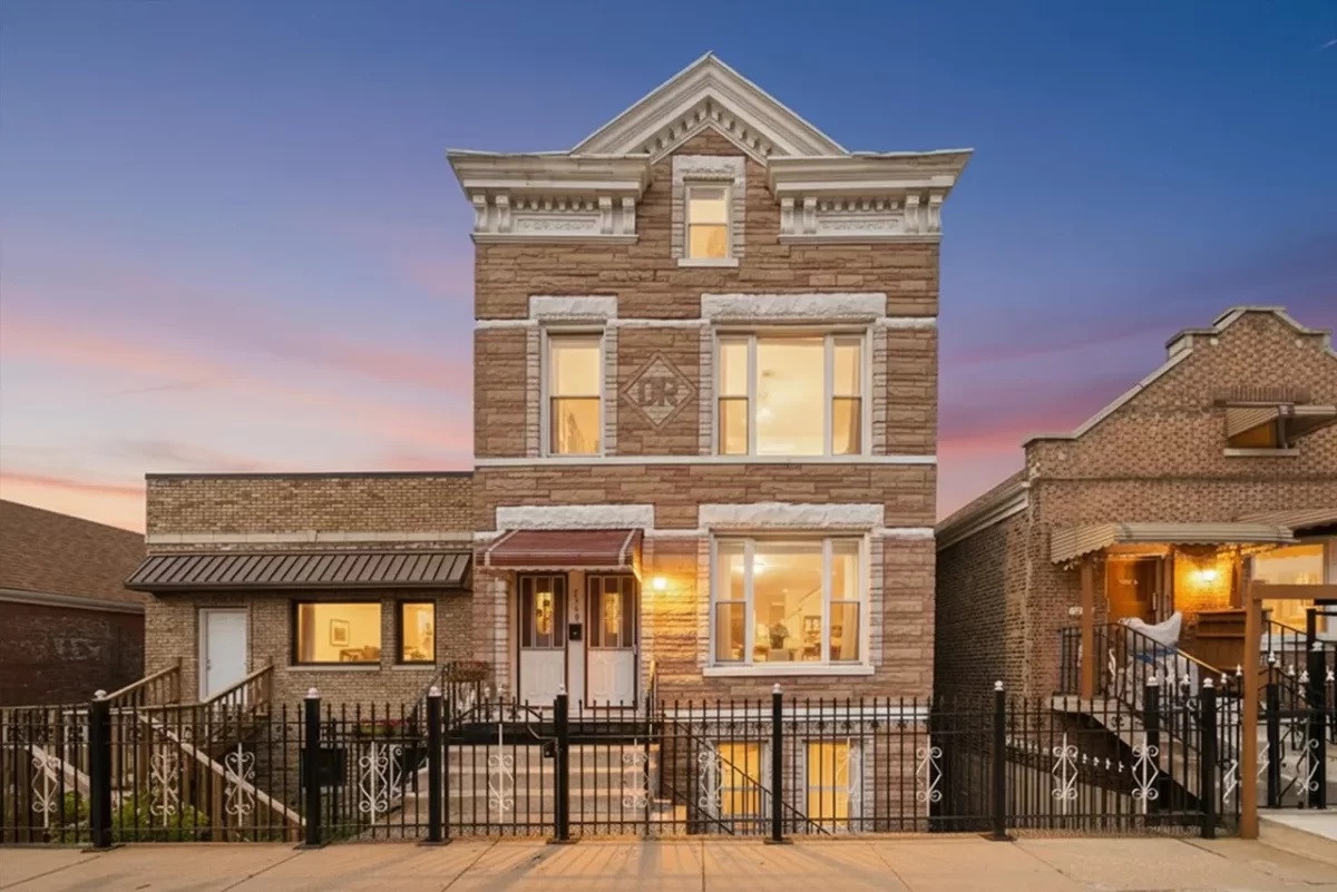 9BR Multi-Family for Sale in Chicago, IL
