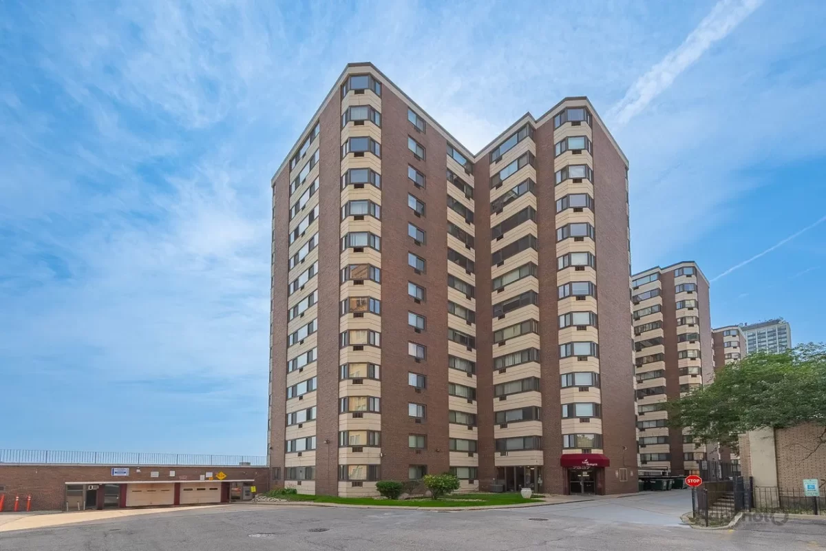 1BR Condo for Sale in Chicago, IL