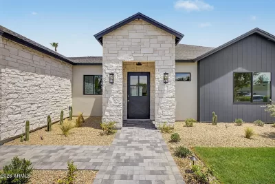 4BR House for Sale in Phoenix, AZ
