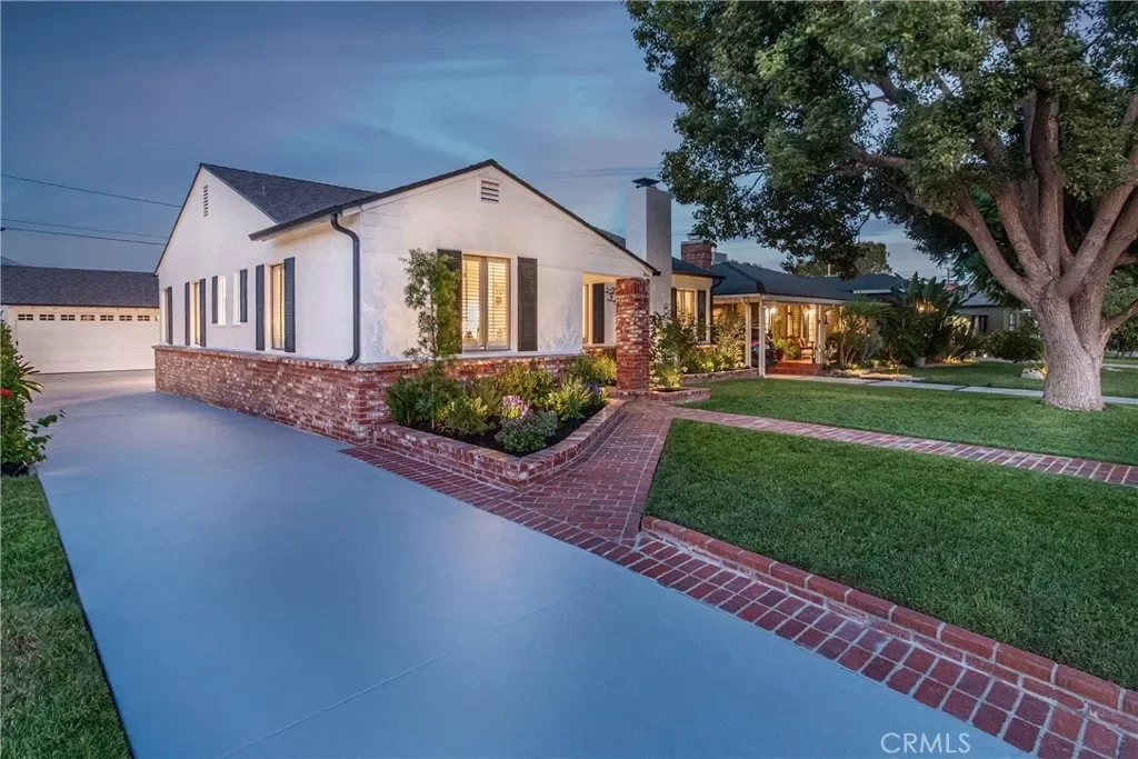 3BR House for Sale in Burbank, CA