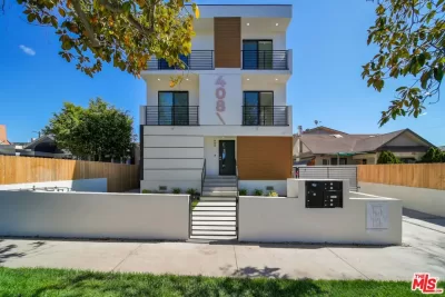 3BR Townhouse for Rent in Los Angeles, CA
