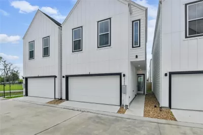 3BR House for Sale in Houston, TX