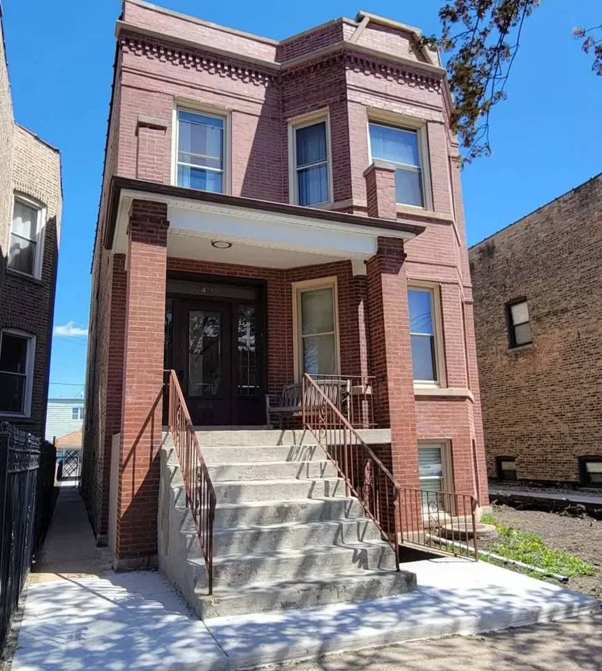 3BR House for Rent in Chicago, IL