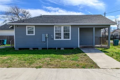 2BR House for Rent in Houston, TX