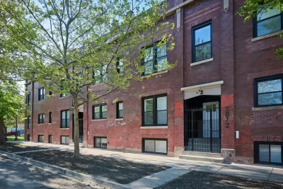 3BR House for Rent in Chicago, IL
