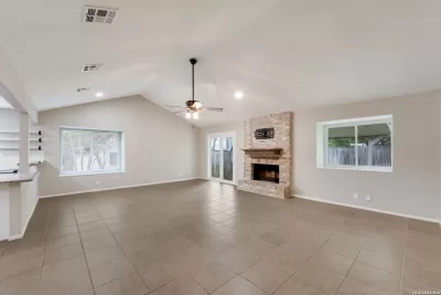 3BR House for Sale in San Antonio, TX