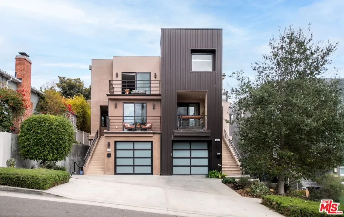 4BR House for Sale in Los Angeles, CA