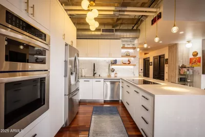 2BR Condo for Sale in Phoenix, AZ