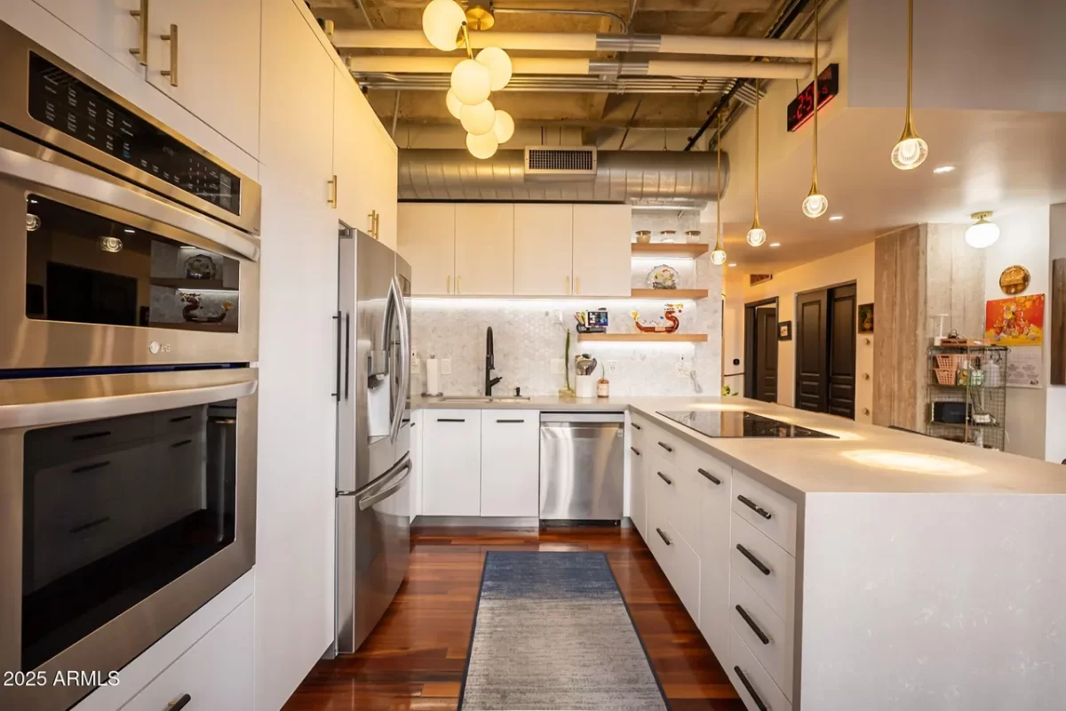2BR Condo for Sale in Phoenix, AZ
