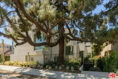 3BR House for Sale in Los Angeles, CA