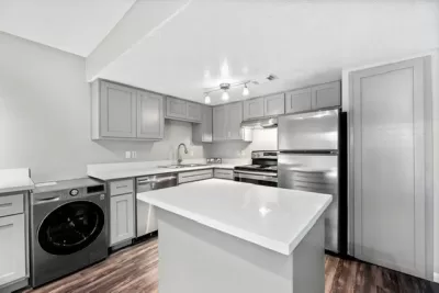 2BR Condo for Rent in Houston, TX