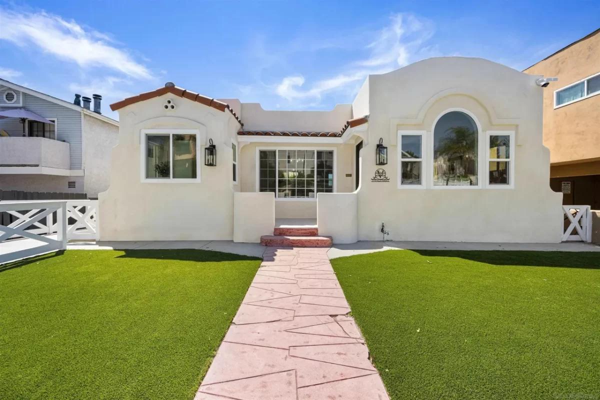 7BR Multi-Family for Sale in San Diego, CA