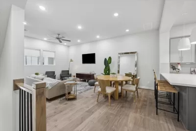 3BR Townhouse for Sale in Houston, TX