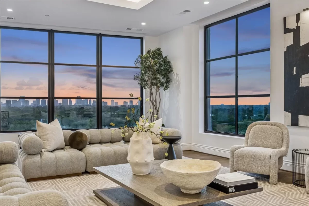3BR Condo for Sale in Houston, TX