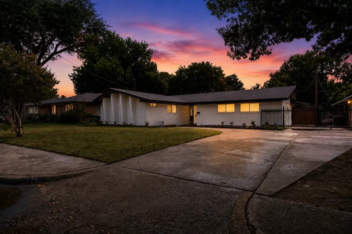 4BR House for Sale in Dallas, TX