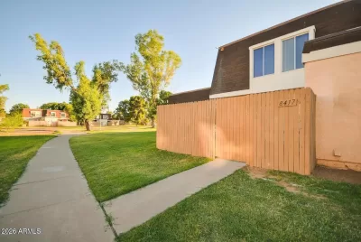 2BR Townhouse for Sale in Phoenix, AZ