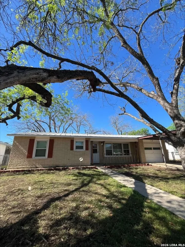 4BR House for Sale in San Antonio, TX