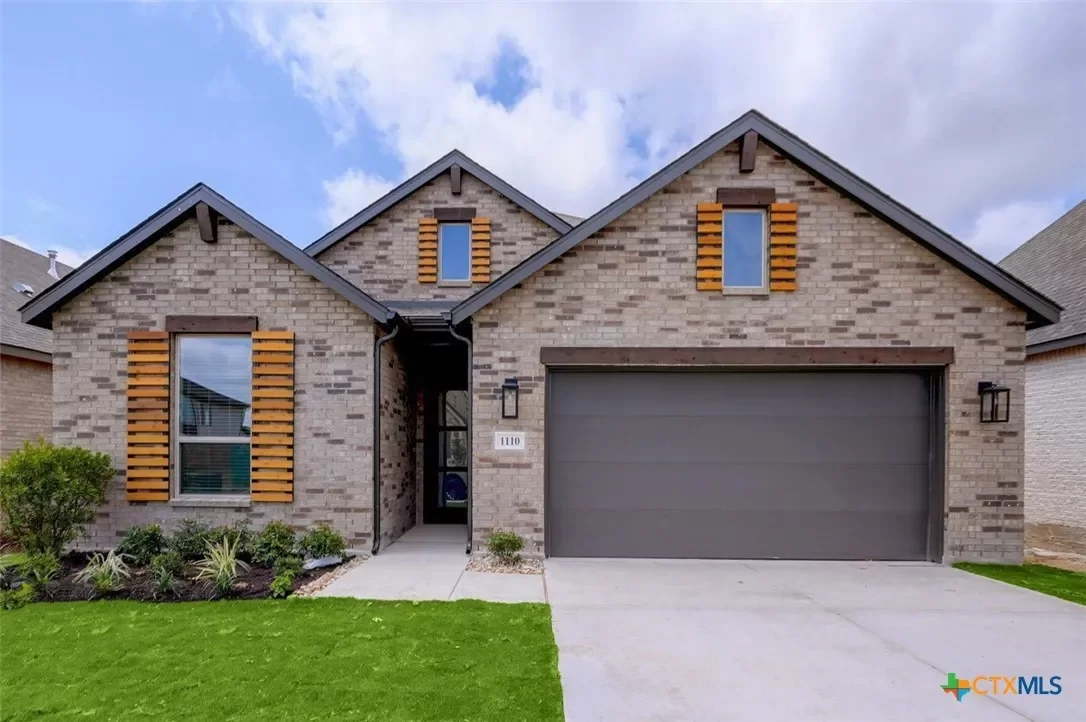 4BR House for Sale in San Antonio, TX
