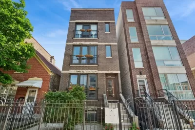 2BR Condo for Sale in Chicago, IL