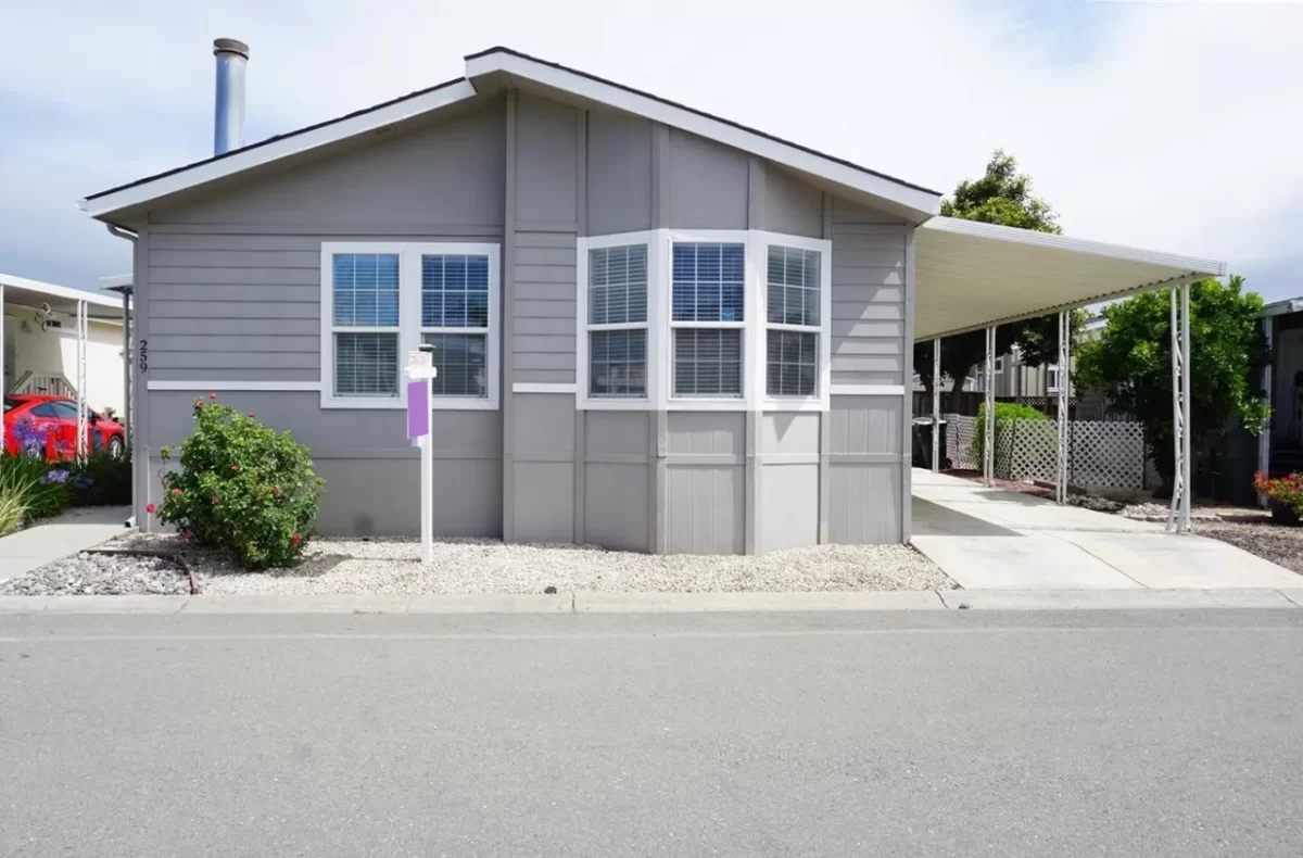 3BR Mobile Home for Sale in Sunnyvale, CA