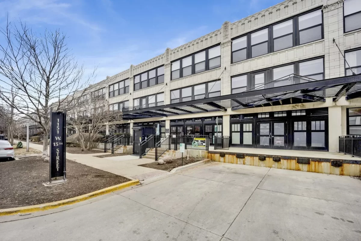 2BR Condo for Rent in Chicago, IL
