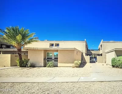3BR Townhouse for Rent in Phoenix, AZ