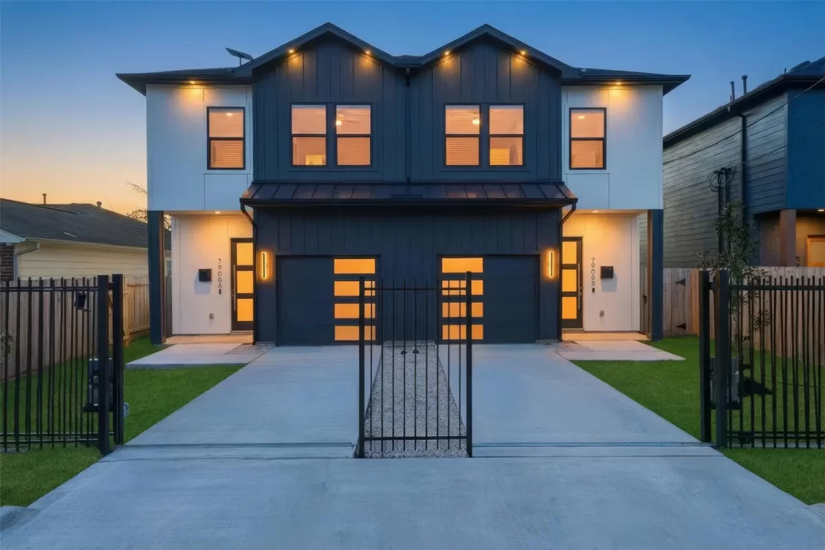 4BR Multi-Family for Sale in Houston, TX