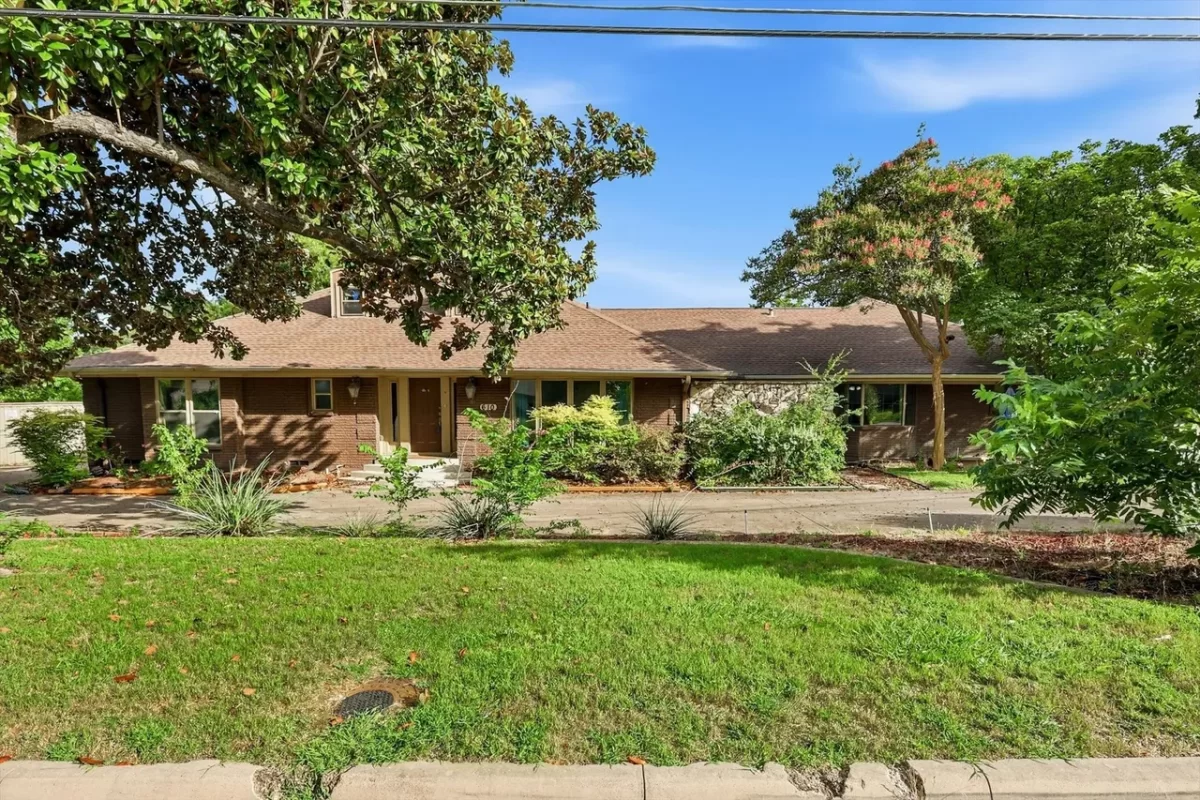 4BR House for Sale in Dallas, TX