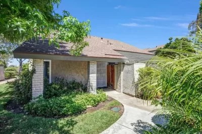4BR Townhouse for Sale in San Diego, CA