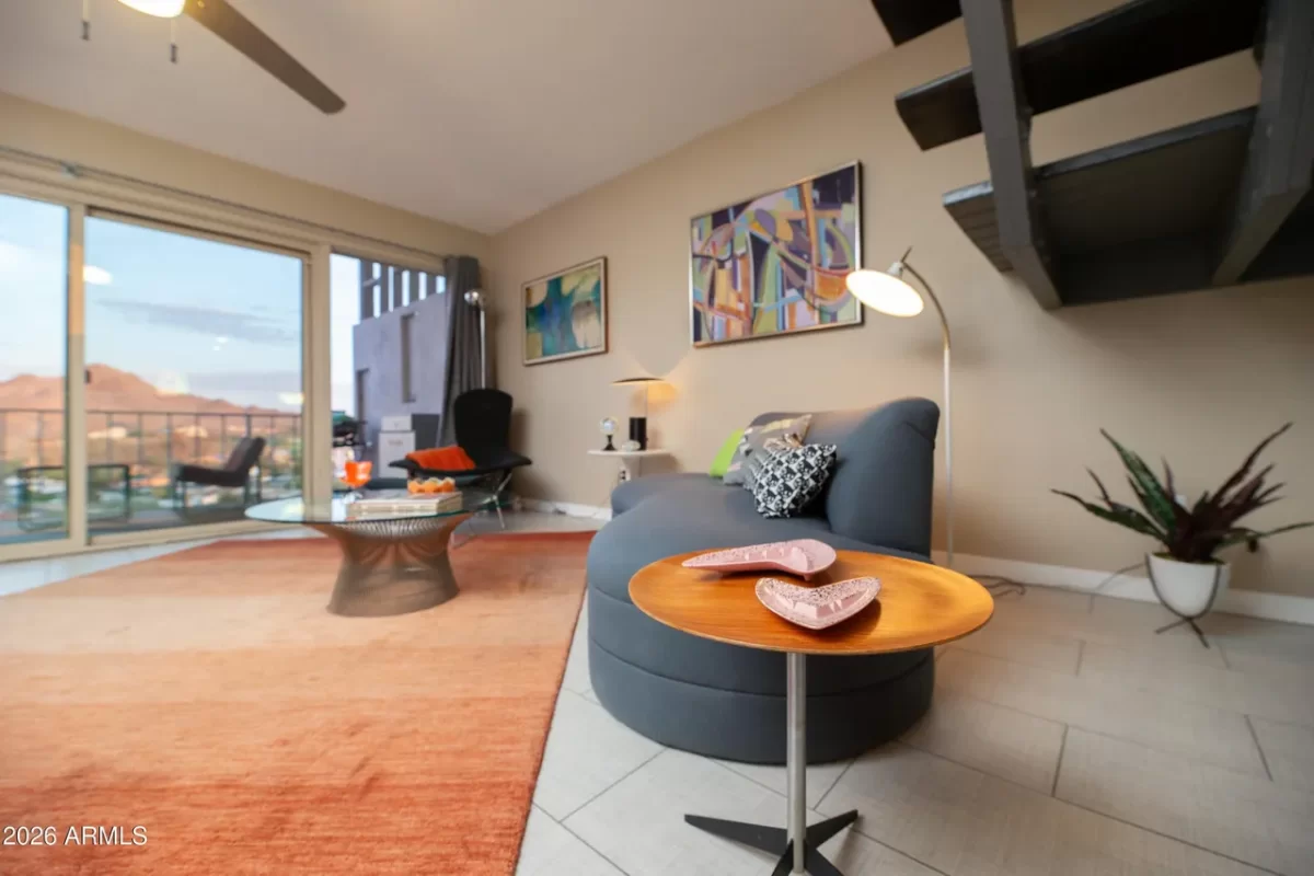 2BR Townhouse for Sale in Phoenix, AZ