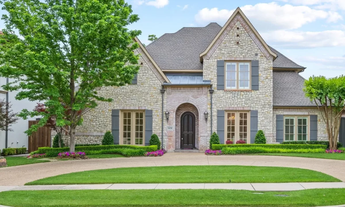 4BR House for Sale in Dallas, TX