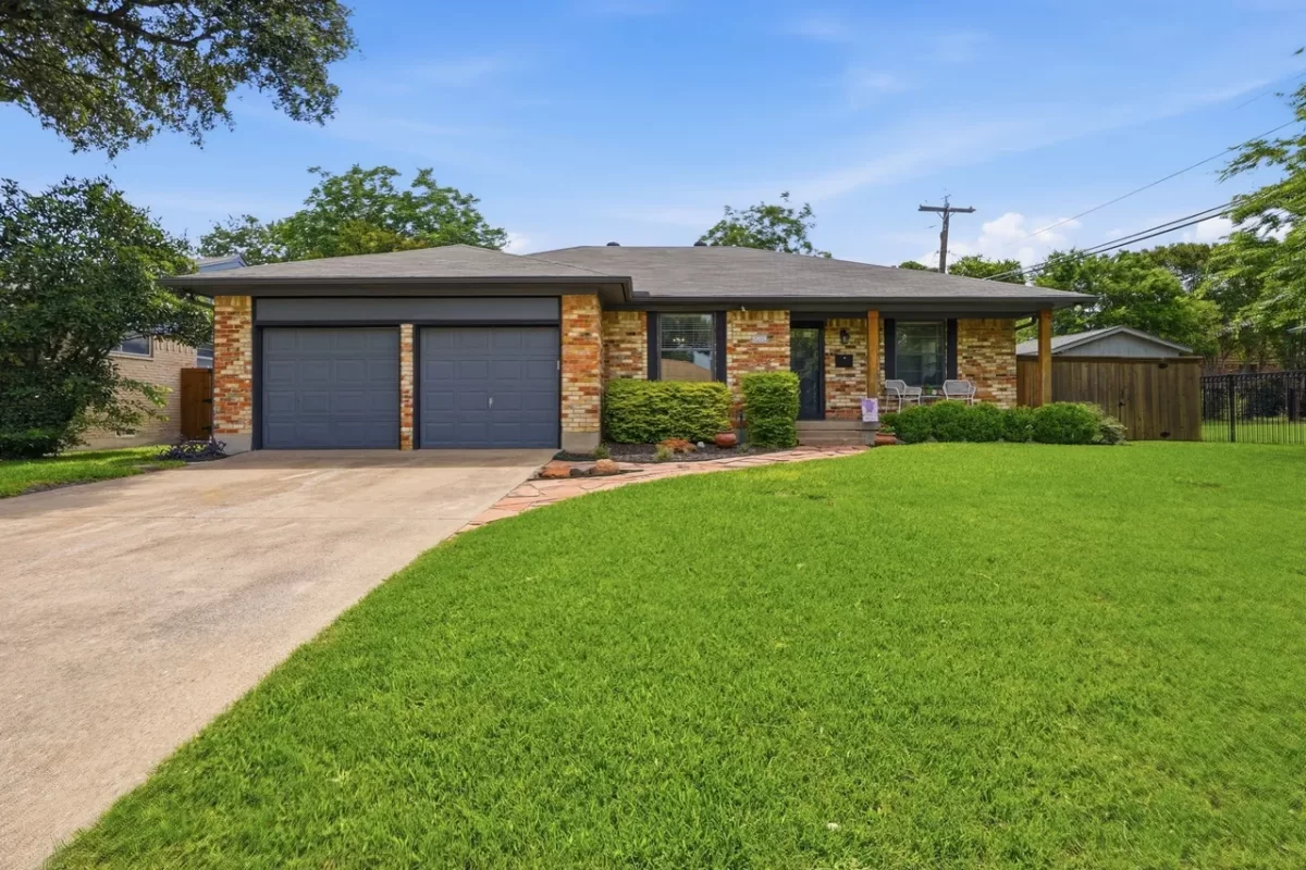 3BR House for Sale in Dallas, TX